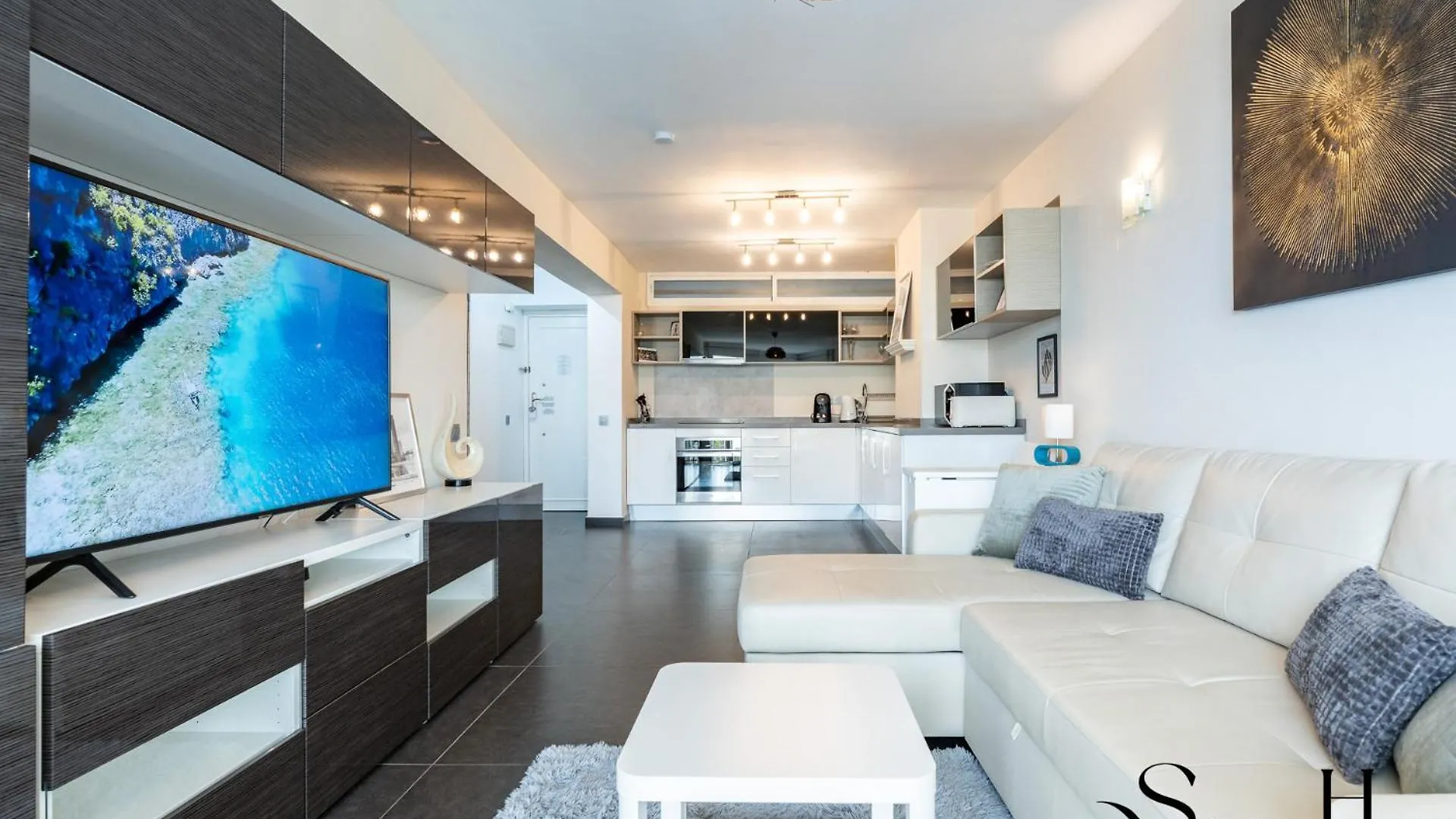 Stylish Retreat 1Bed, Pool, Sleeps 3 location